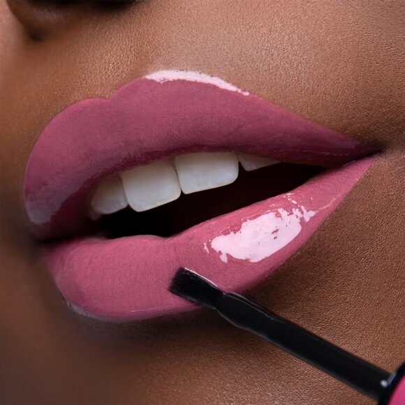 High Shine Long-Lasting Liquid Lipstick - Picture 4 of 7